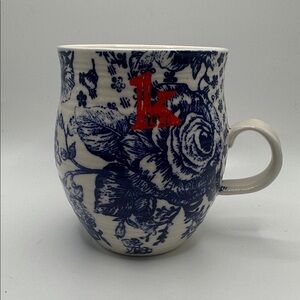 Anthropologie Blue White Floral Monogram K Cup